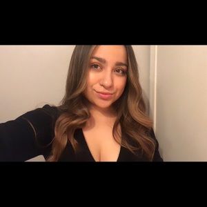 Meet your Posher, Brittnee